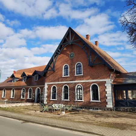 Inspektorenhaus Dobbin Ferienpension Экстерьер фото